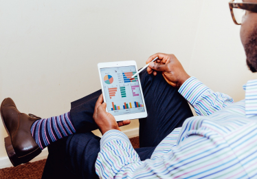 6193eb07a5f042e81b4ca8e731591a32_work-374-260-c-100